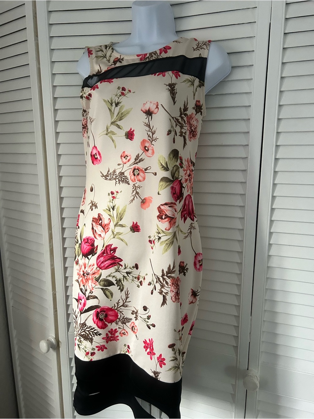 Cameo rose Tropical Flower Vacation 🌸 Dress size L